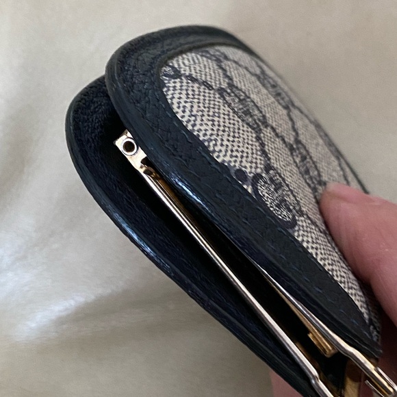 Vintage Gucci Kisslock Coin Wallet GG Authentic - Picture 5 of 14